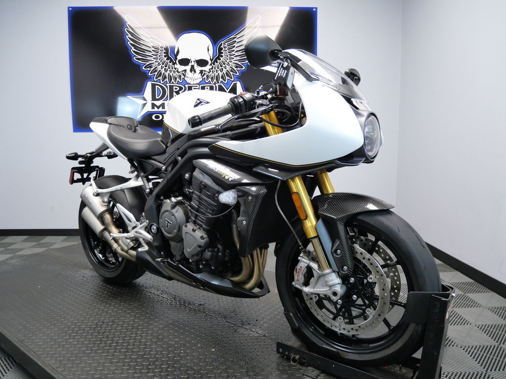 2022 Triumph Speed Triple 1200 RR Crystal White Storm Grey 1200 RR in Austin, TX
