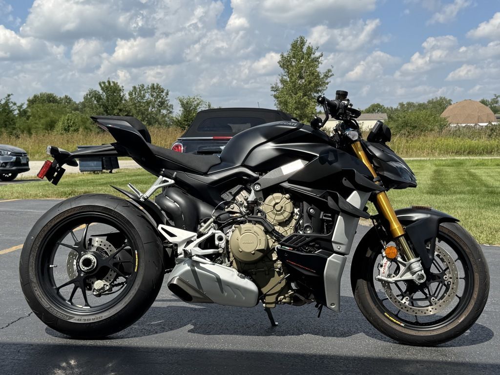 2021 Ducati STREETFIGHTER V4S V4S in Monee, IL