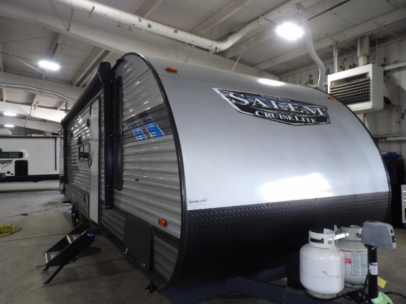 2022 Forest River Salem Cruise Lite 273QBXL in janesville WI