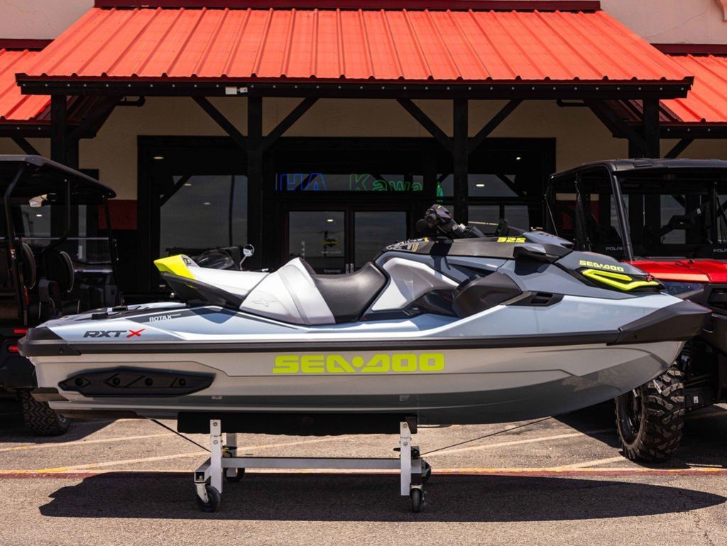 2026 Sea-Doo RXP-X 325 Tech, BRP Premium A, iBR Ice Metal / Manta in new braunfels TX