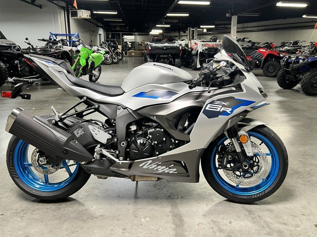 2027 Kawasaki Ninja® ZX -6R BASE in Beaumont, TX
