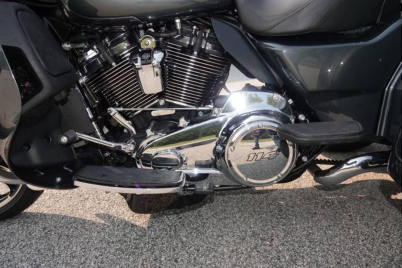 A photo of this 2025 Harley-Davidson Trike Tri Glide Ultra