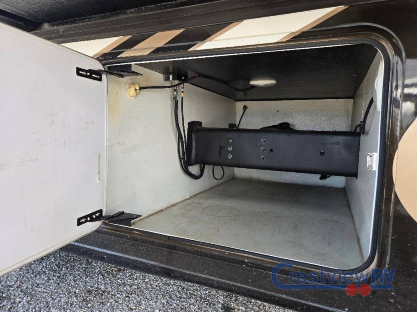 A photo of this 2017 Thor Motor Coach Palazzo 35.1