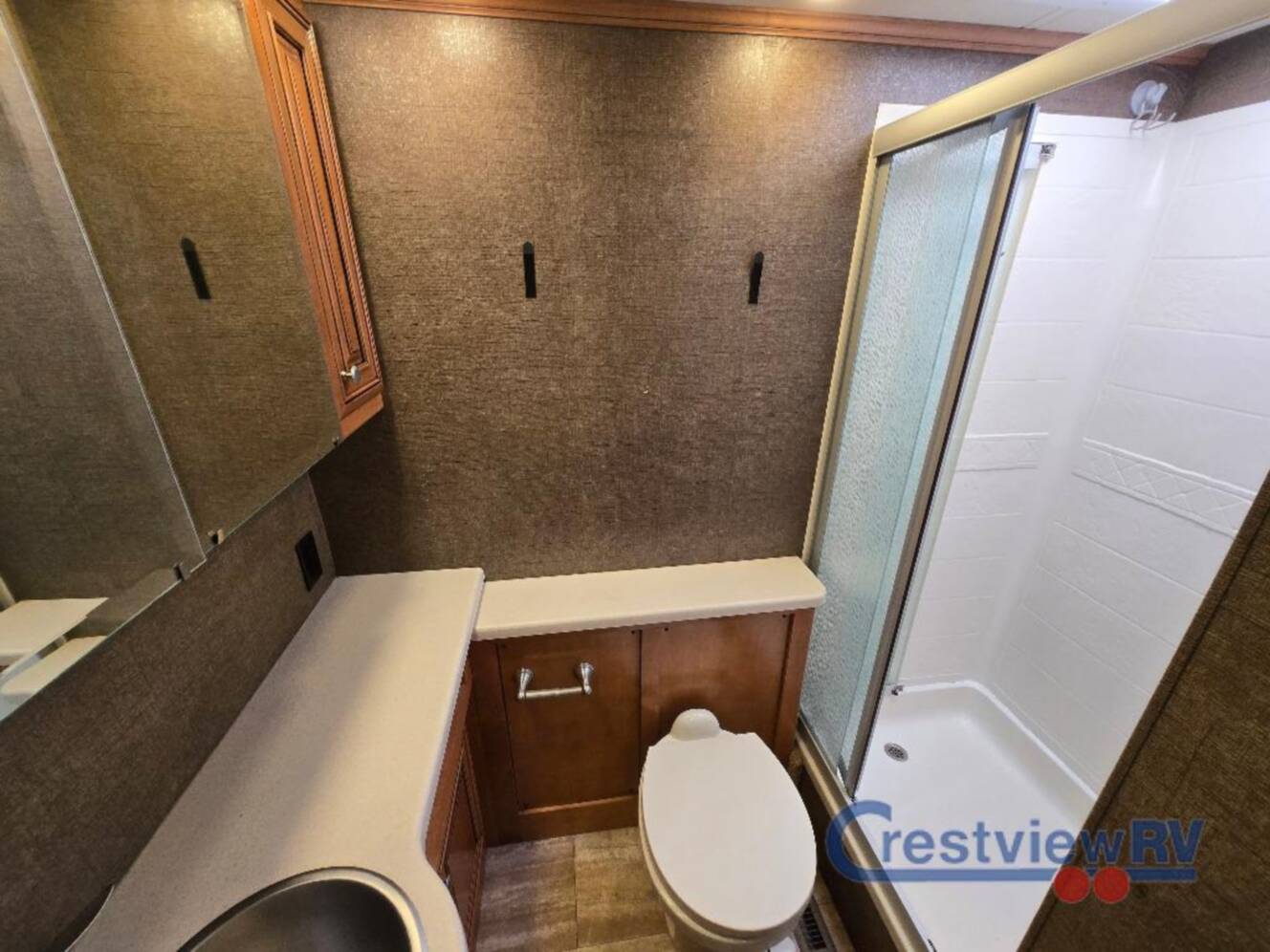 A photo of this 2017 Thor Motor Coach Palazzo 35.1