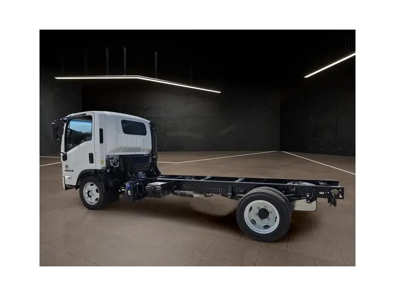 2027 ISUZU NRR