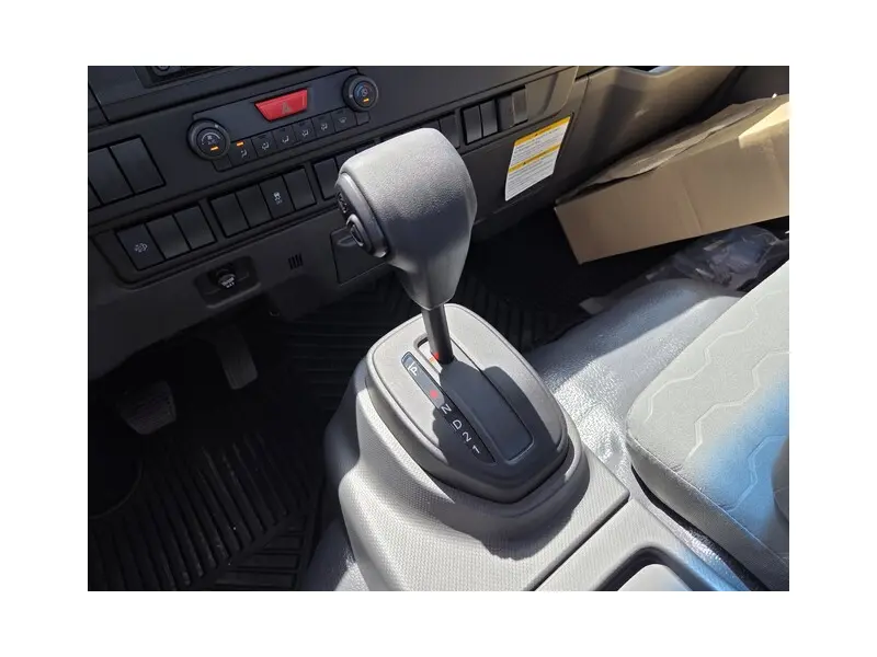 2027 ISUZU NRR
