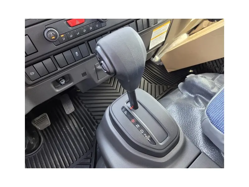 2027 ISUZU NRR