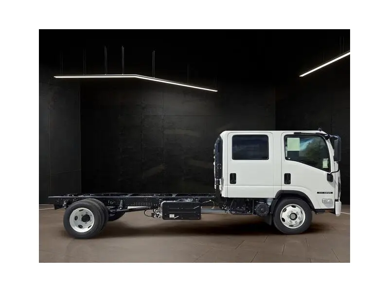 2027 ISUZU NRR