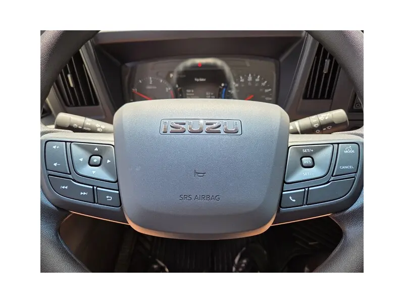 2027 ISUZU NRR