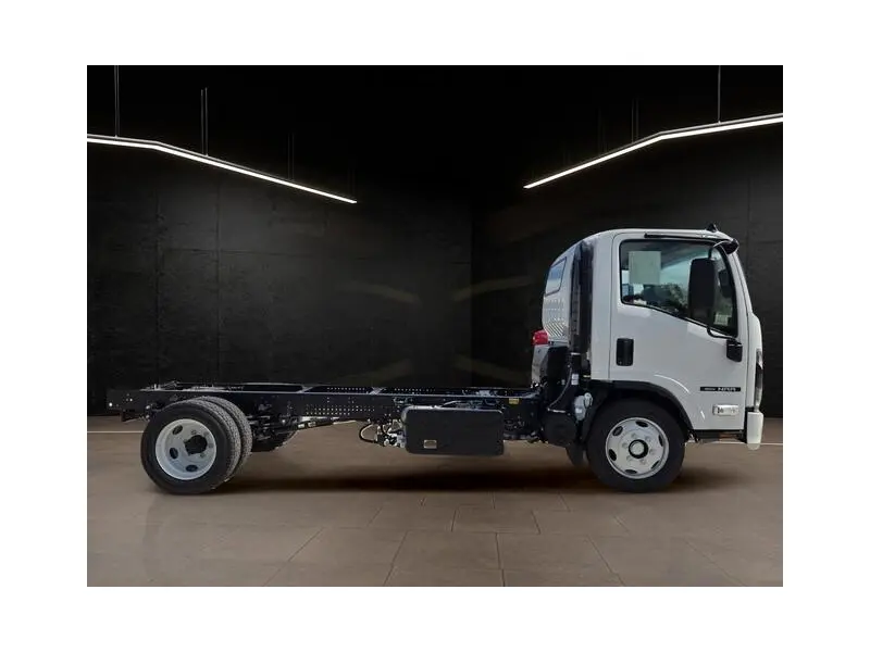 2027 ISUZU NRR