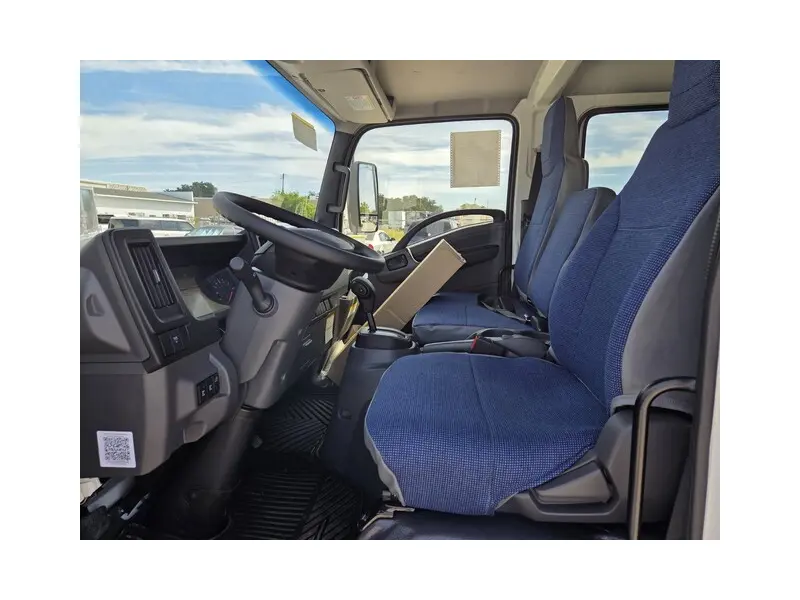 2027 ISUZU NRR