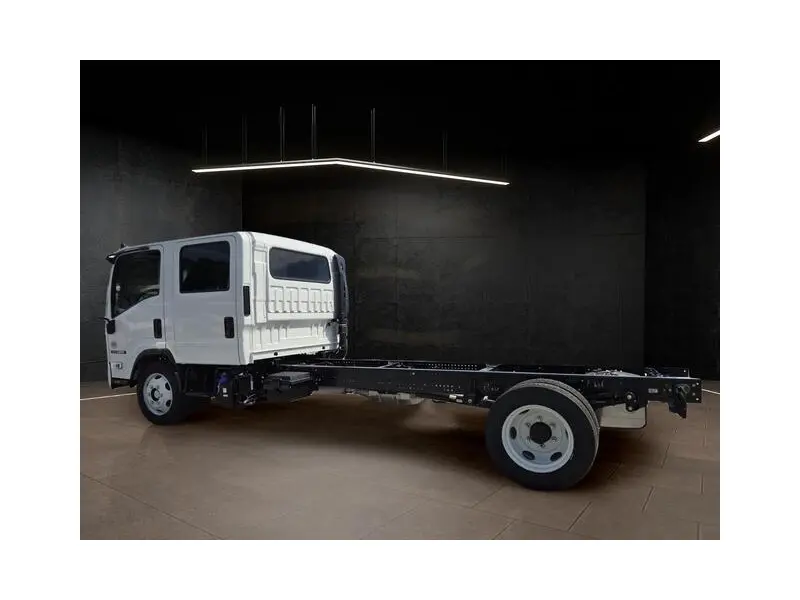 2027 ISUZU NRR