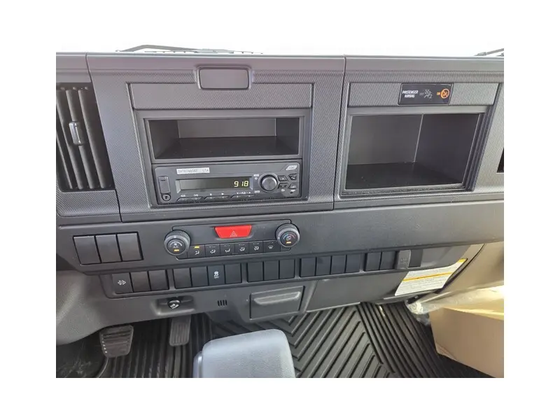 2027 ISUZU NRR