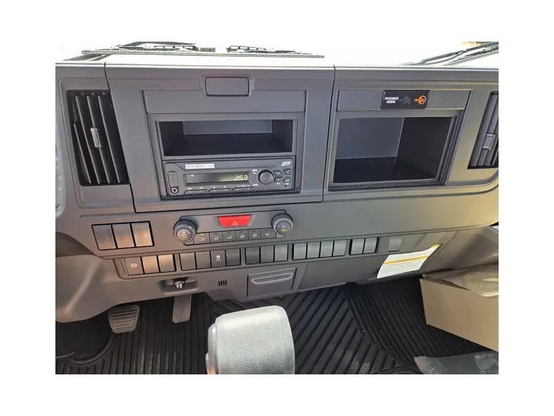 2027 ISUZU NRR
