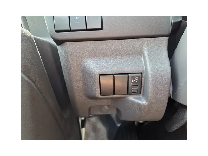 2027 ISUZU NRR