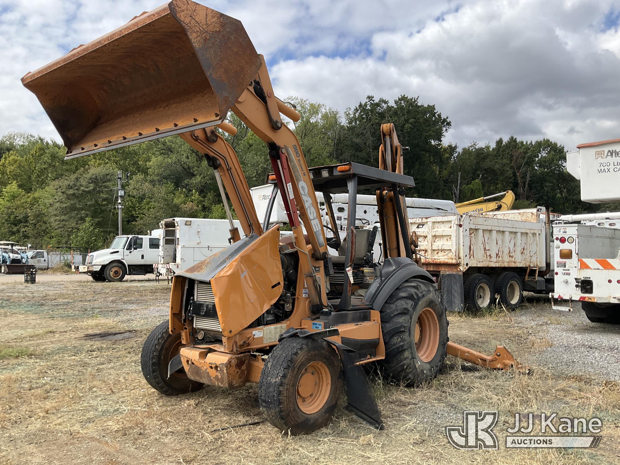 2011 Case 590 Super N in Memphis, TN