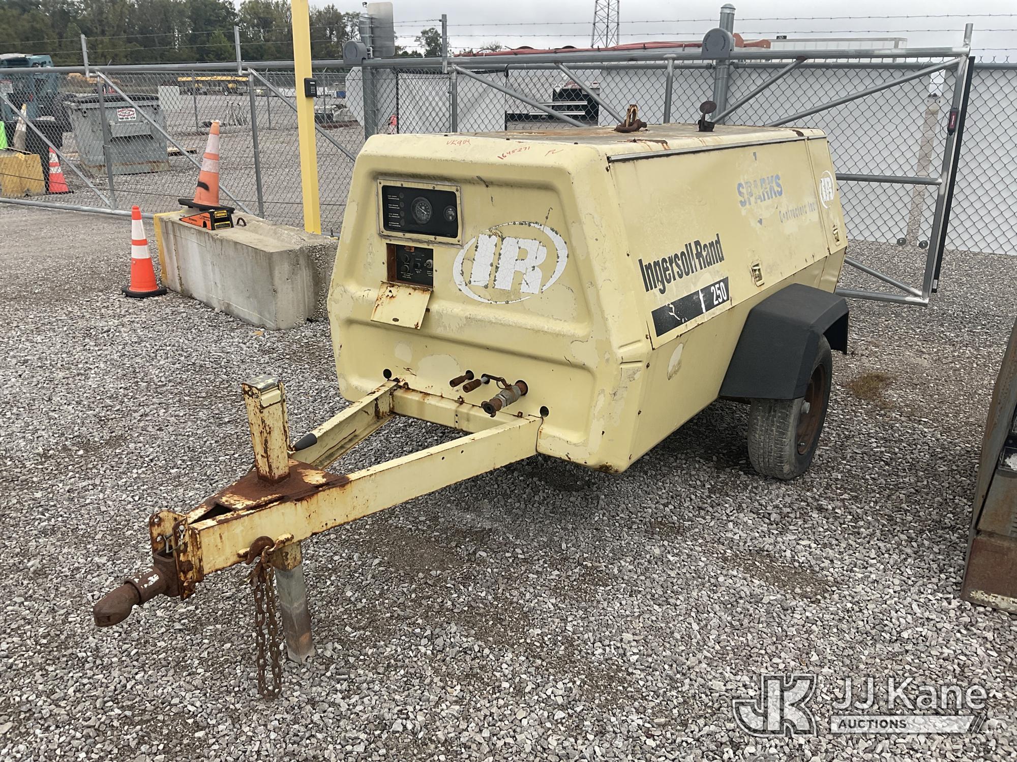 1994 Ingersoll Rand P250BWD in Verona, KY