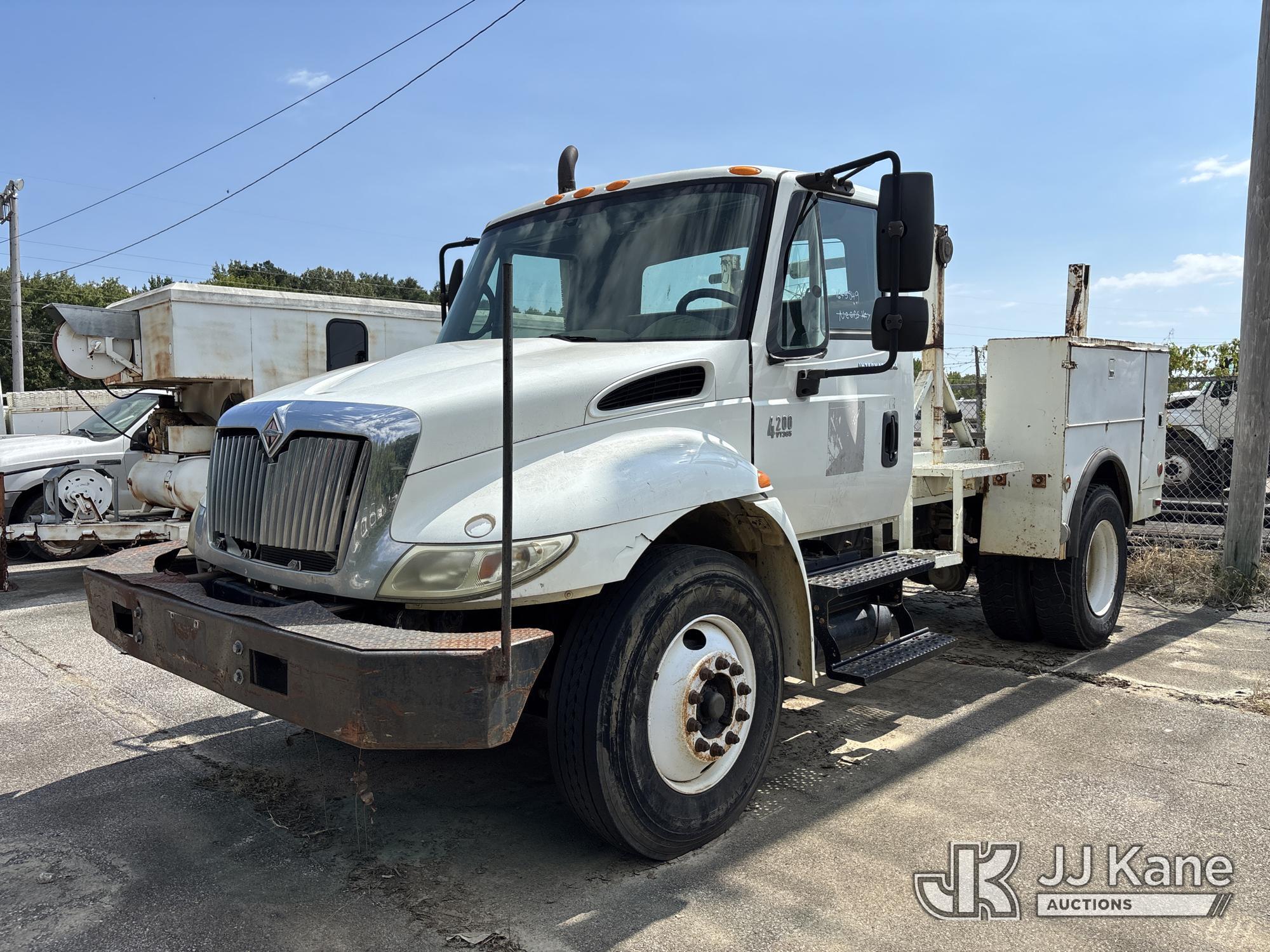 2006 INTERNATIONAL 4200 in Memphis, TN