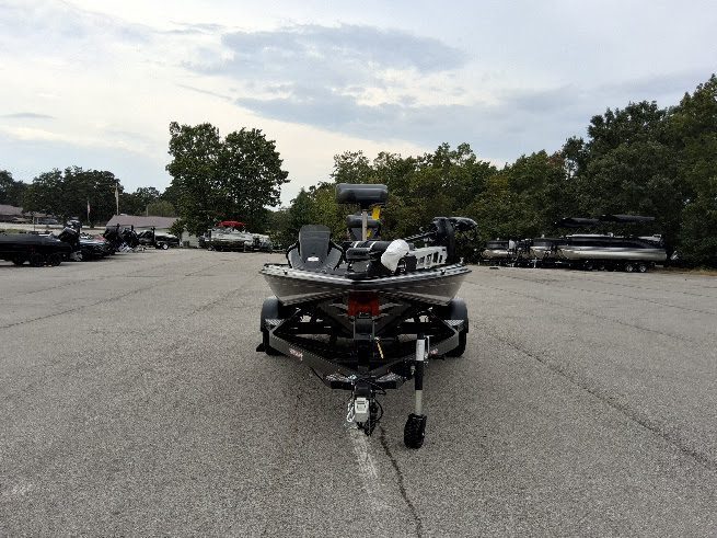 New 2027 Phoenix 720 Zxl For Sale in Warsaw, MO - 5042390695