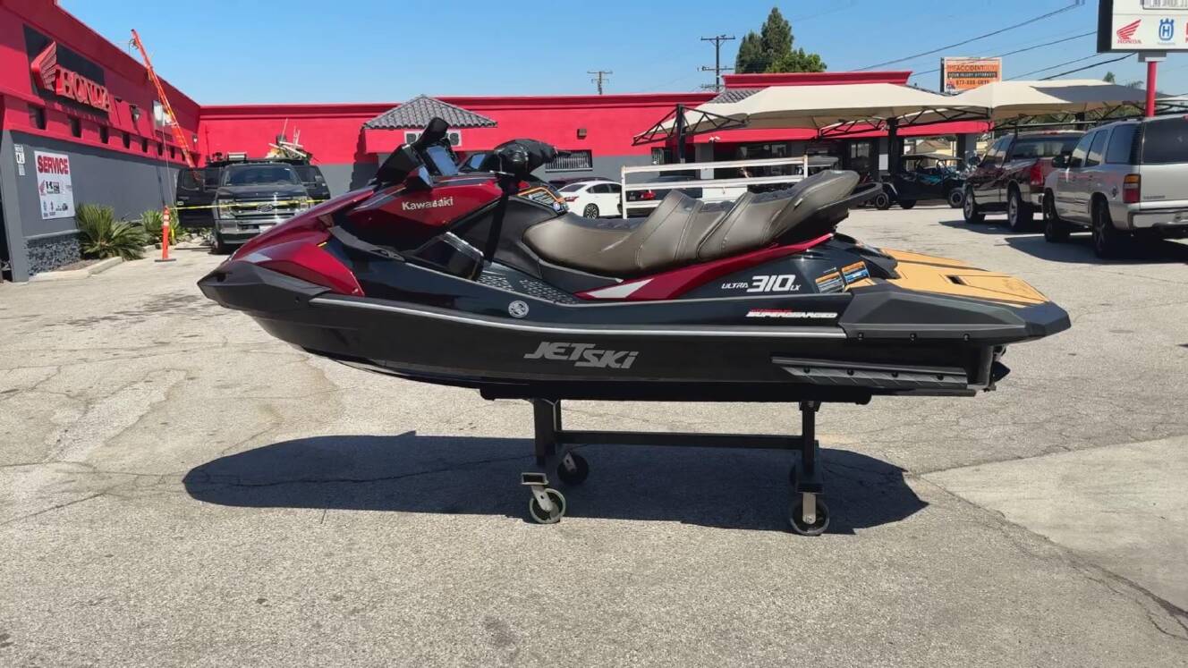 A photo of this 2026 Kawasaki JET SKI ULTRA 310LX