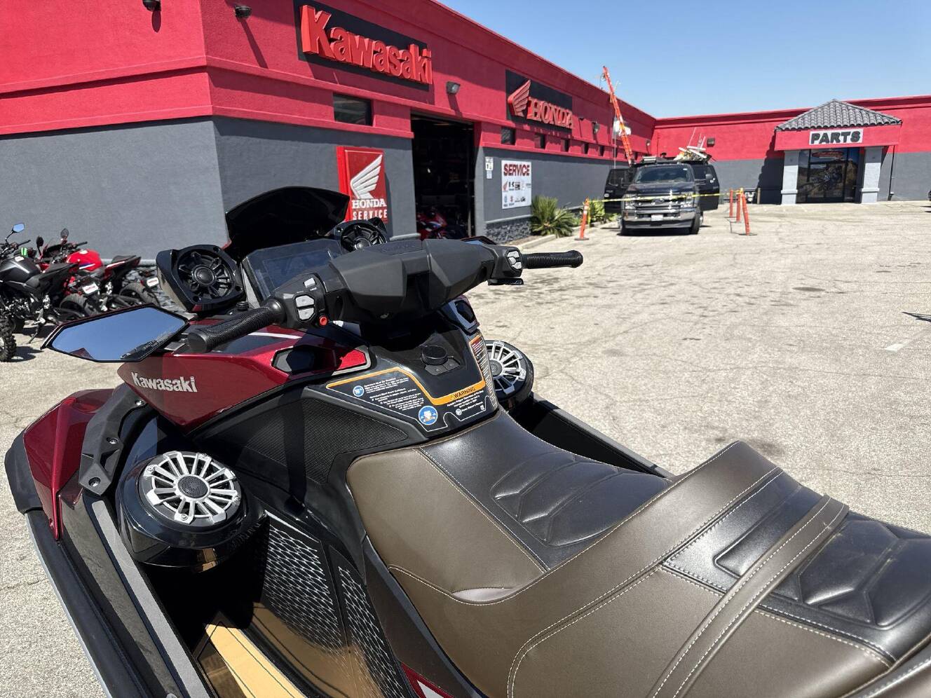 A photo of this 2026 Kawasaki JET SKI ULTRA 310LX