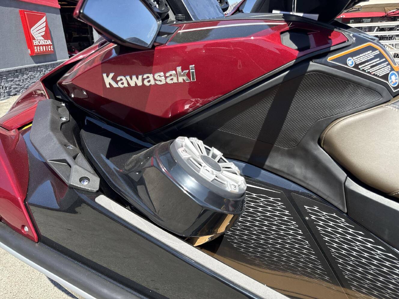 A photo of this 2026 Kawasaki JET SKI ULTRA 310LX