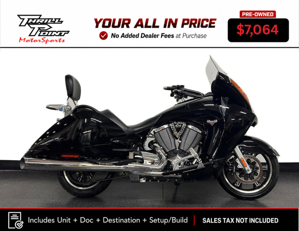 2015 Victory Motorcycles® Vision® Tour TOUR in Medina, OH