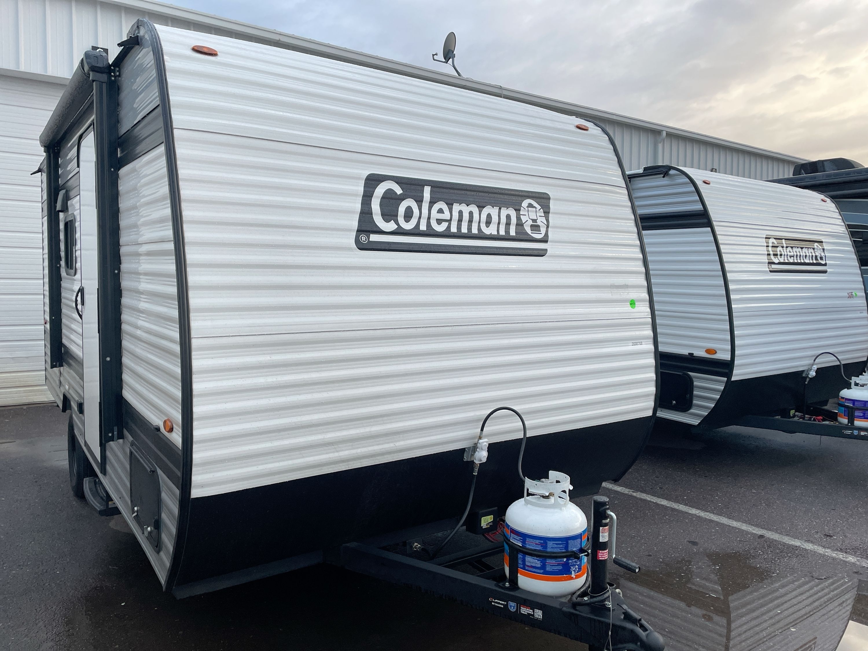 2027 Keystone COLEMAN 17B in mesa AZ