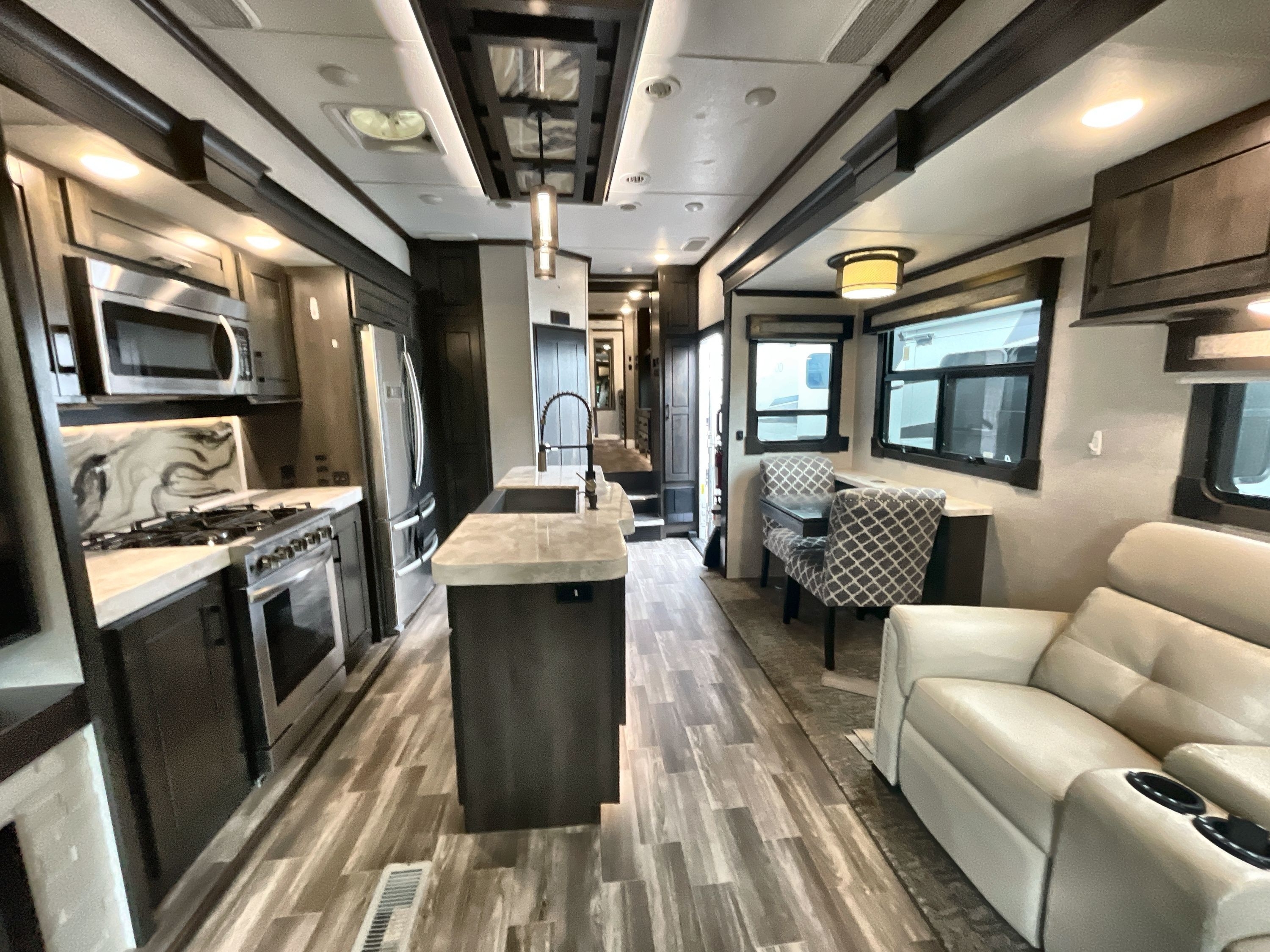 2020 Crossroads REDWOOD 3901MB in cicero NY