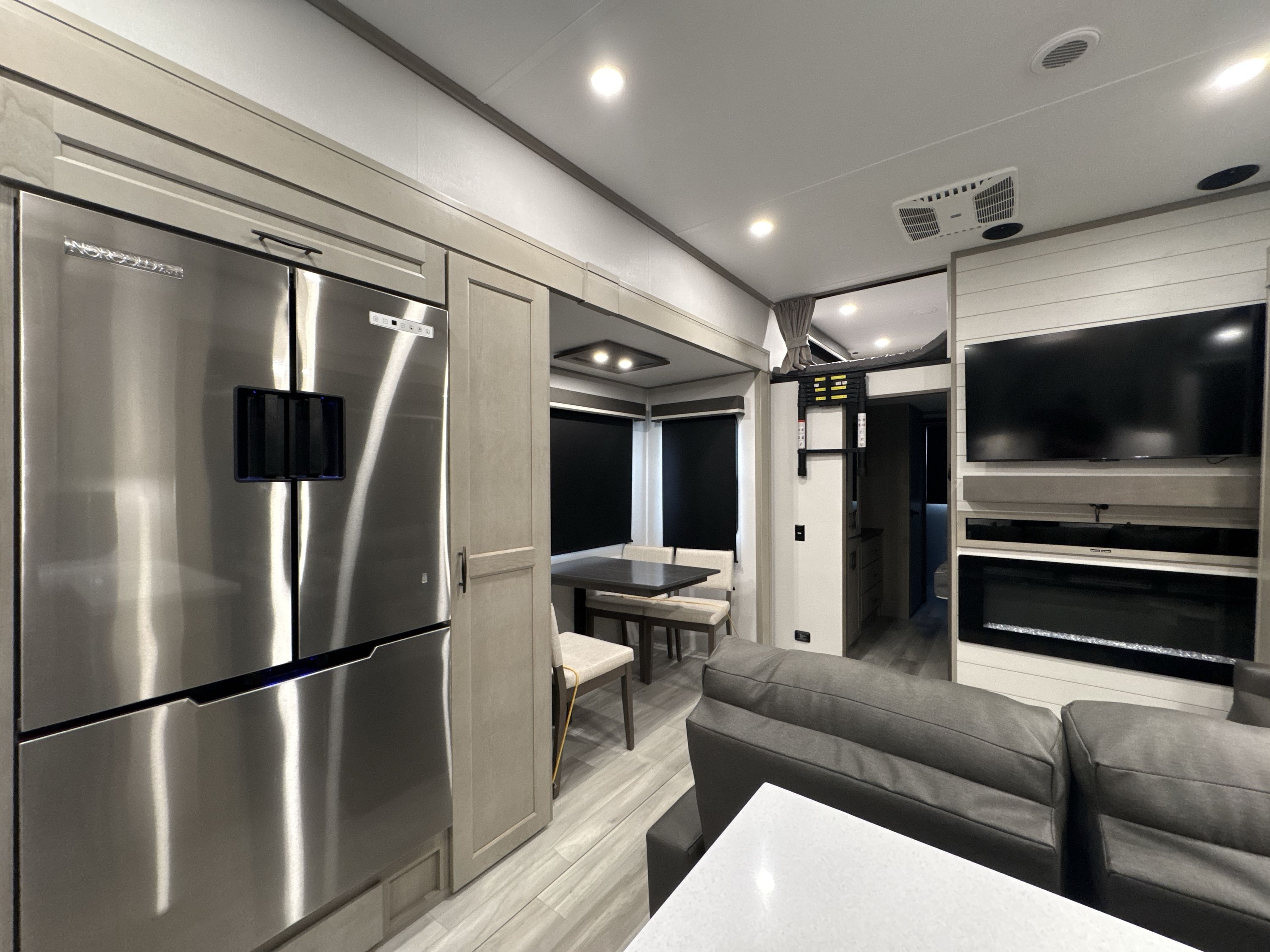 2025 Grand Design INFLUENCE 3804DS in kingston NY