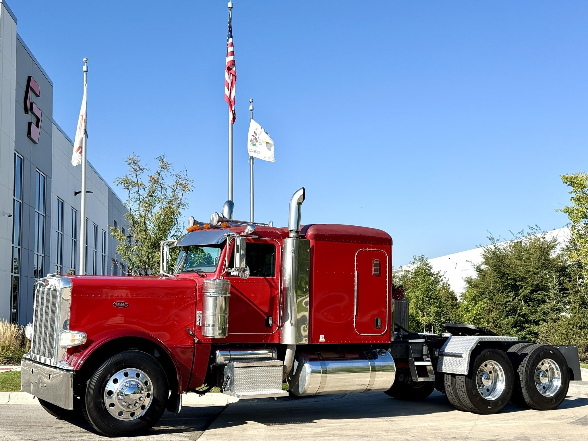 2008 PETERBILT 389 in New Lenox, IL