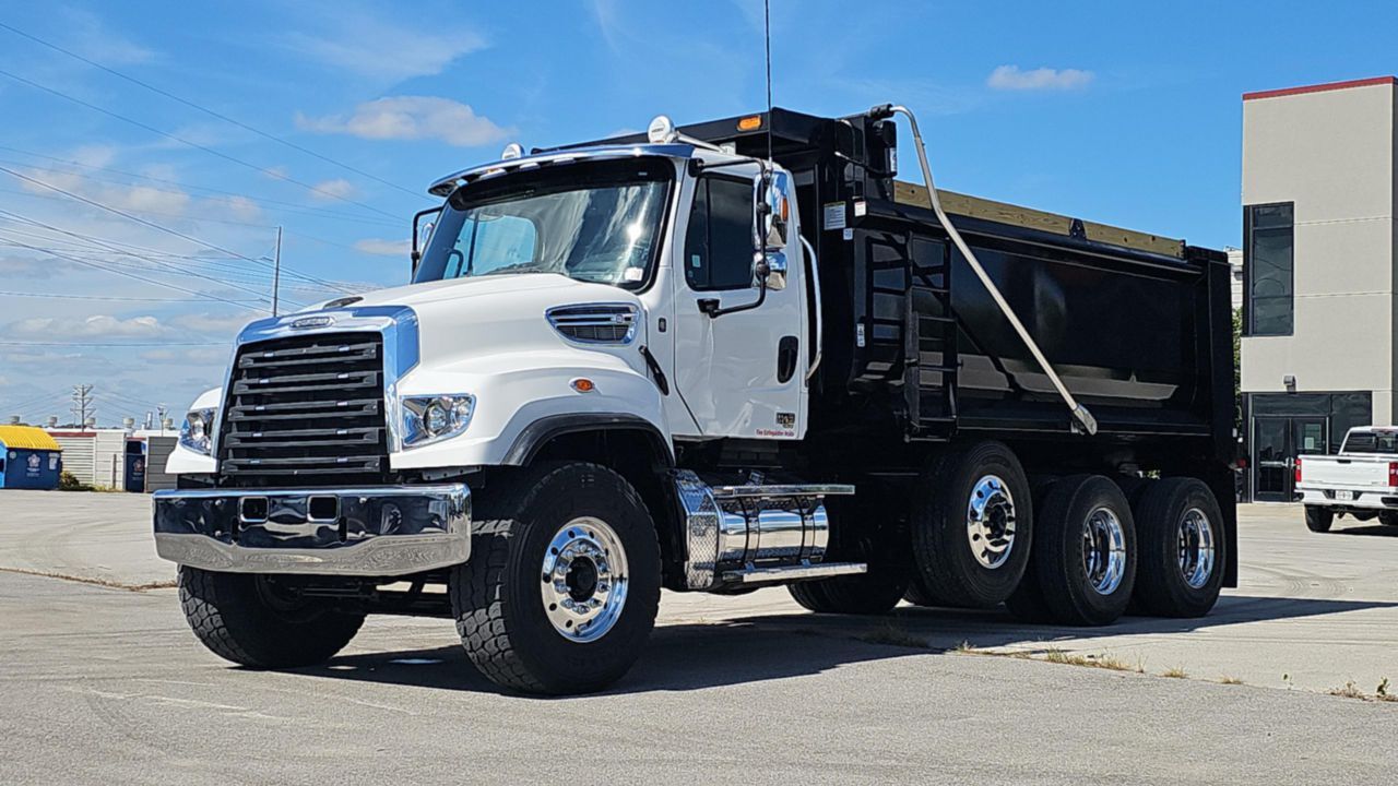 2024 FREIGHTLINER 114 SD in Cinnaminson, NJ