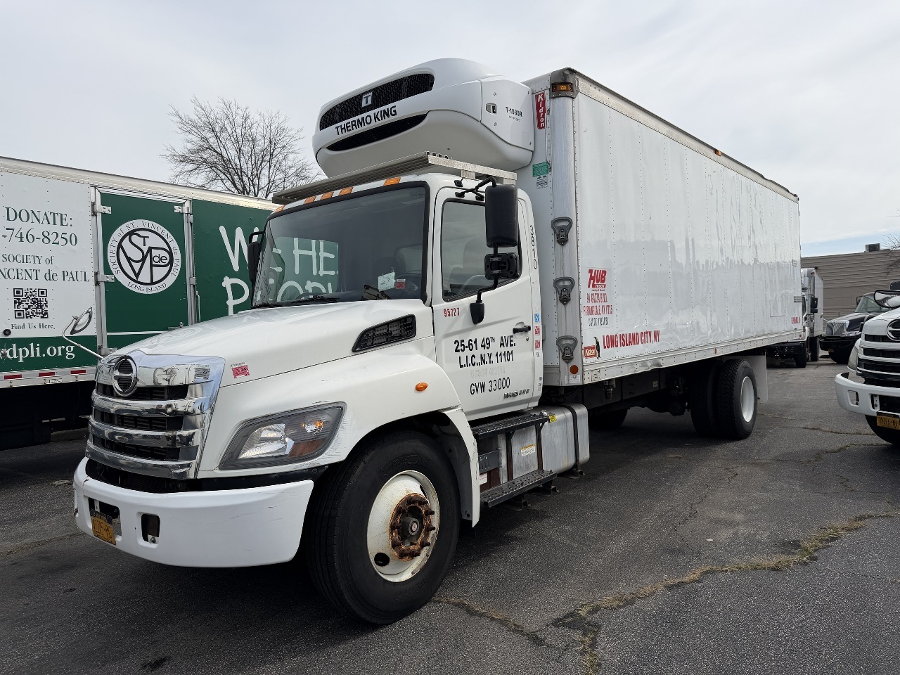 2015 HINO HINO 338 in Plainview, NY