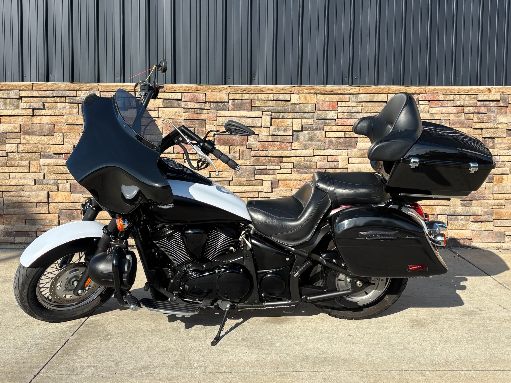 2013 Kawasaki Vulcan® 900 Classic 900 CLASSIC in Columbia, MO