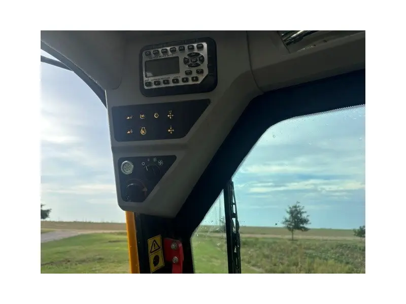2021 JCB 3TS-8T
