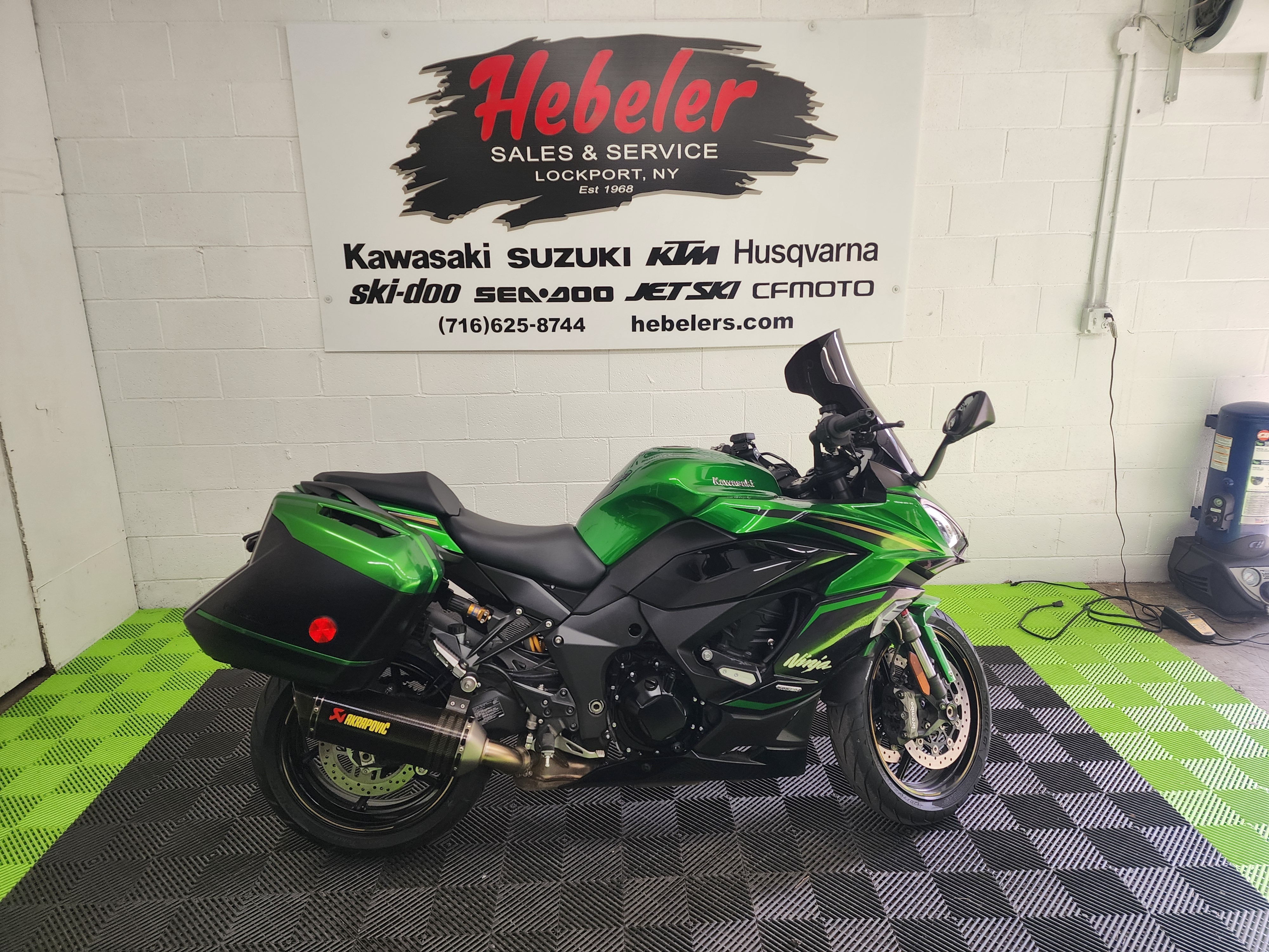 2025 Kawasaki Ninja® 1100SX SE ABS Sportbike motorcycle