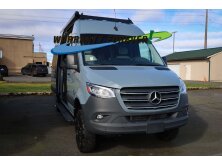 2027 OGV Luxury Coach V-Tour 7RL Review image