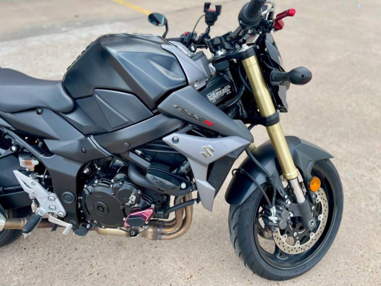 A photo of this 2015 Suzuki GSX-S750L5