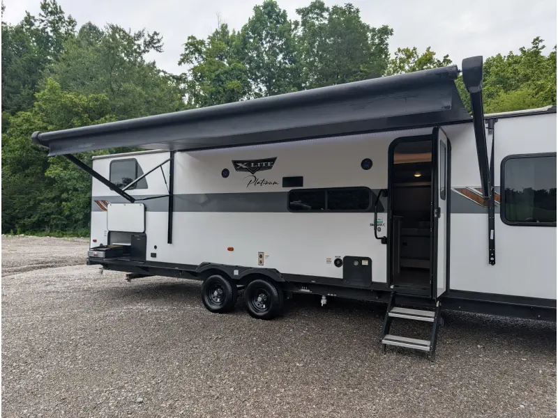 2024 Forest River Wildwood X-Lite 273QBXL