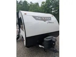 2024 Forest River Wildwood X-Lite 273QBXL