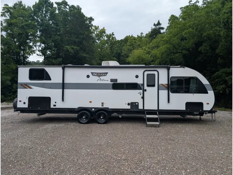 2024 Forest River Wildwood X-Lite 273QBXL