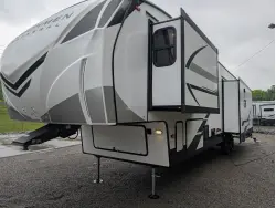 2025 Coachmen Chaparral 389DEK