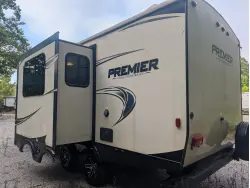 2018 Keystone Premier 22RBPR