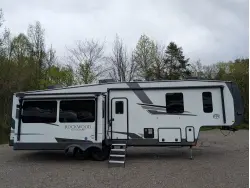 2025 Forest River Rockwood Signature Fifth Wheel R371RK