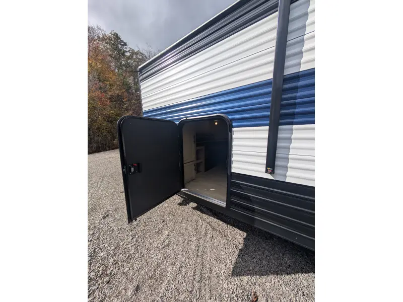 2026 Forest River Cherokee Grey Wolf 27LH