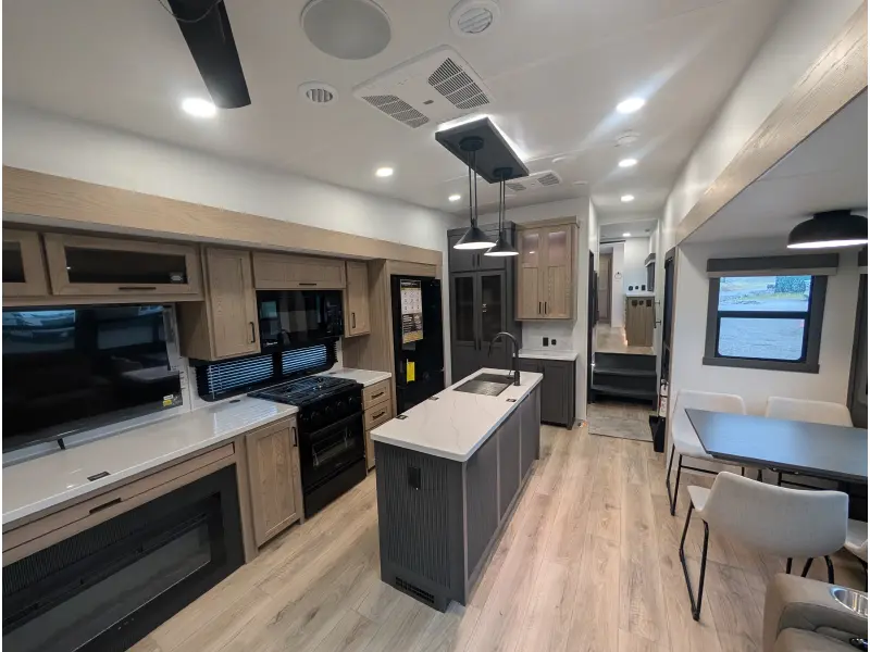 2026 Forest River Rockwood Signature 401SFB