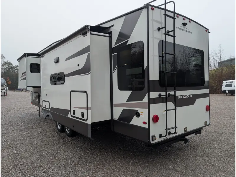 2026 Forest River Rockwood Signature 401SFB