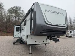 2026 Forest River Rockwood Signature 401SFB