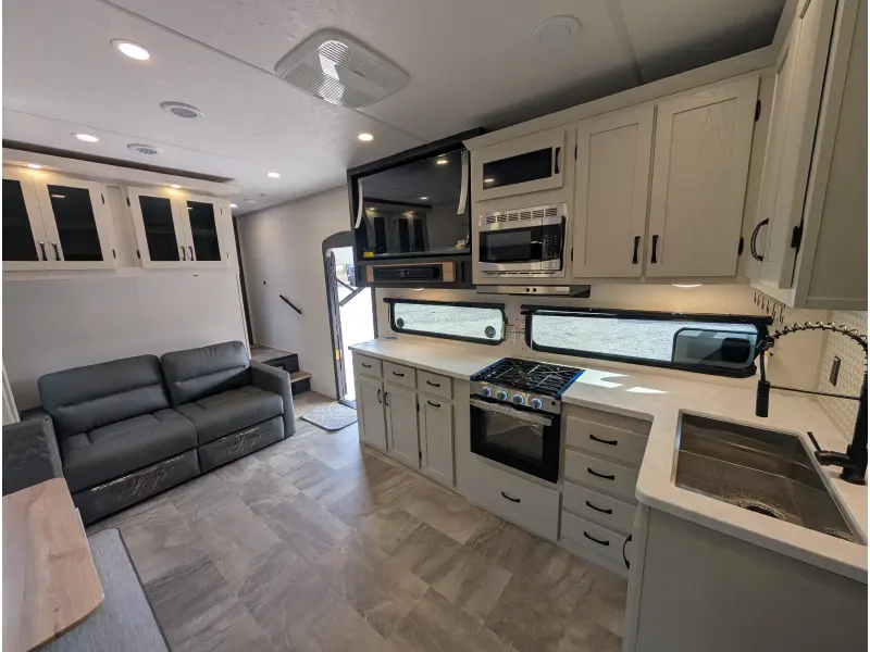2026 Chaparral by Coachmen Chaparral 31BH