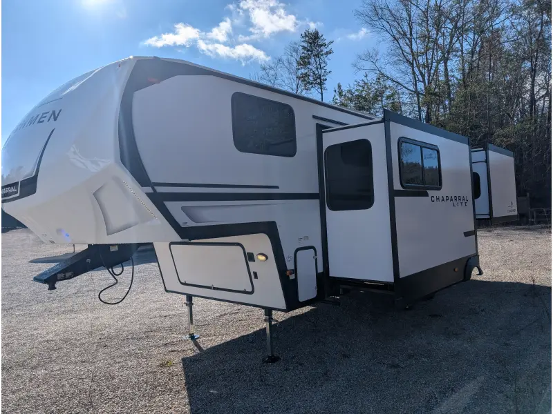 2026 Chaparral by Coachmen 218 Lite